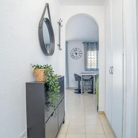 Apartamento Lorena Апартаменты *