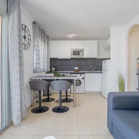 Apartamento Lorena Апартаменты Montjoi